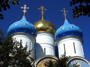 17 Sergijew Possad Maria Entschlafens Kathedrale R0019031 375x281 - Moskau 2014