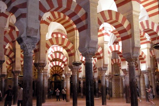 28 Cordoba Mezquita R0016612 555x370 - Andalusien 2014