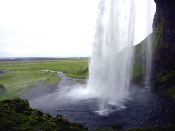 60 Wasserfall Seljalandsfoss R0012285 600x450 - Island 2013